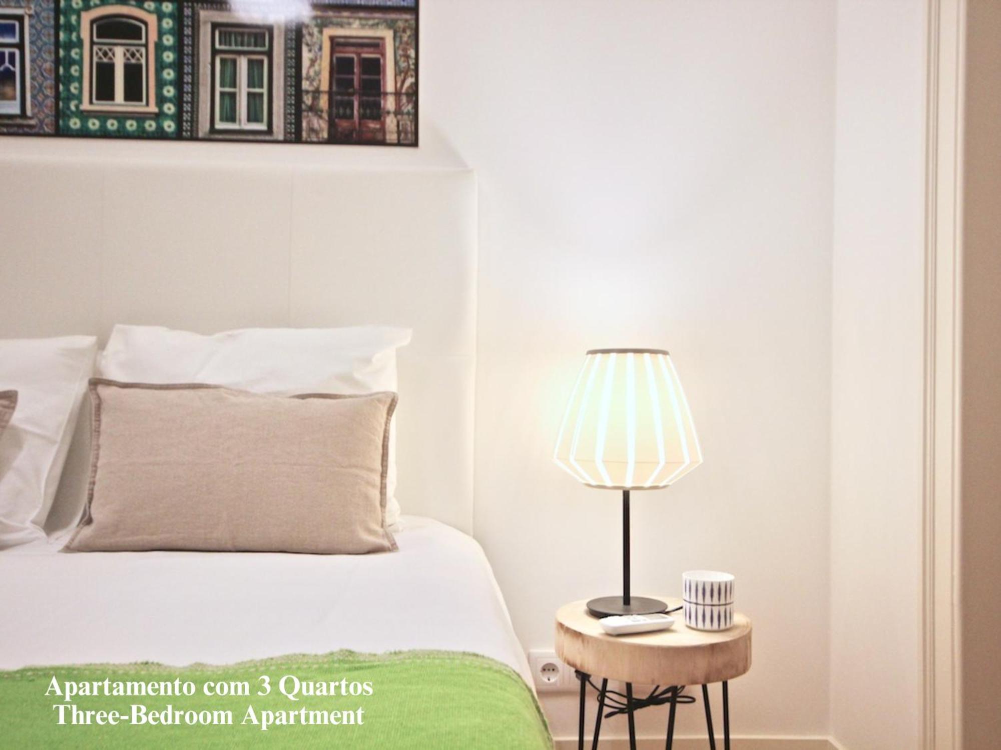 Akicity Anjos Golden * Lisbon