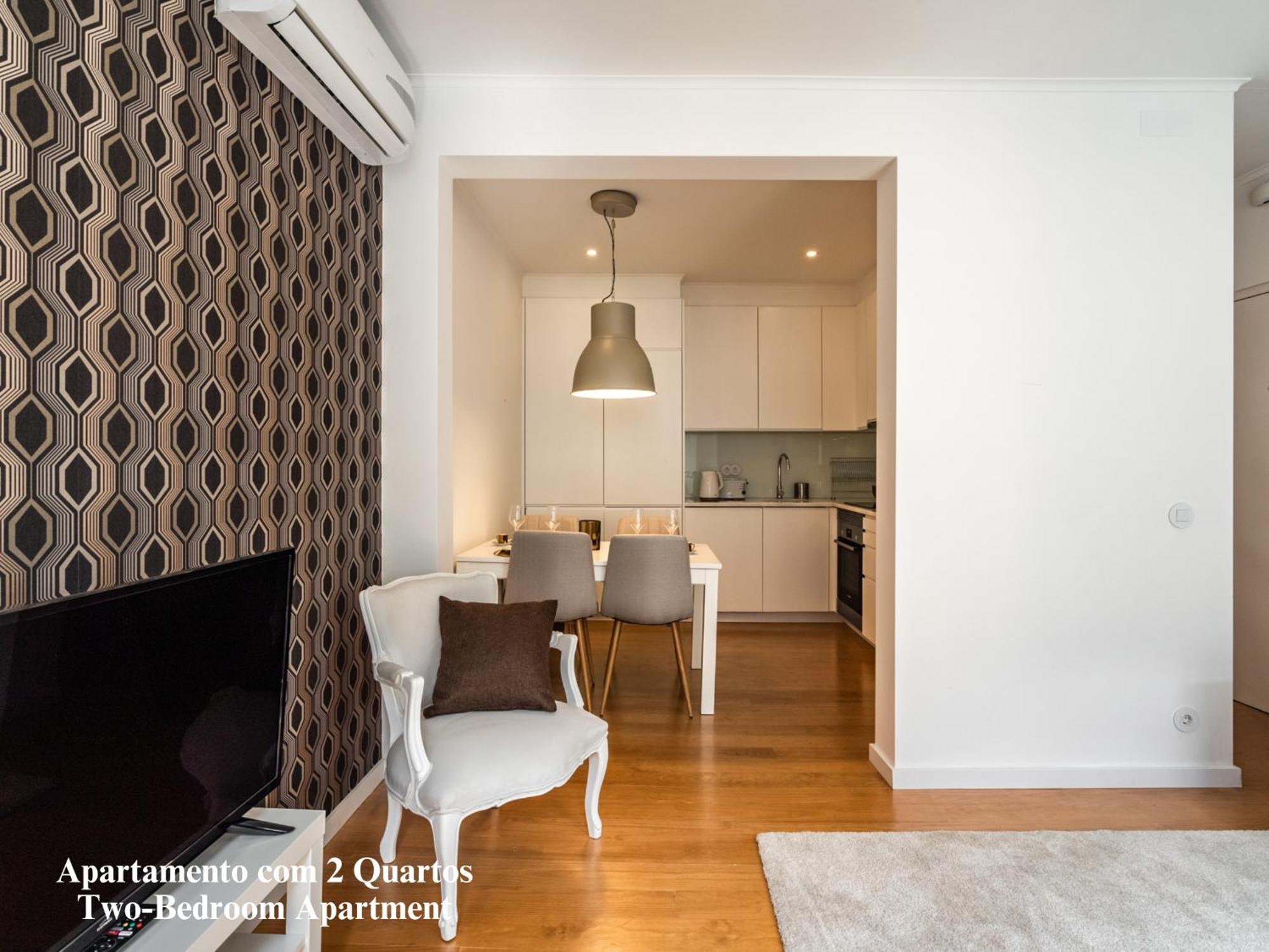 Apartment Akicity Anjos Golden *